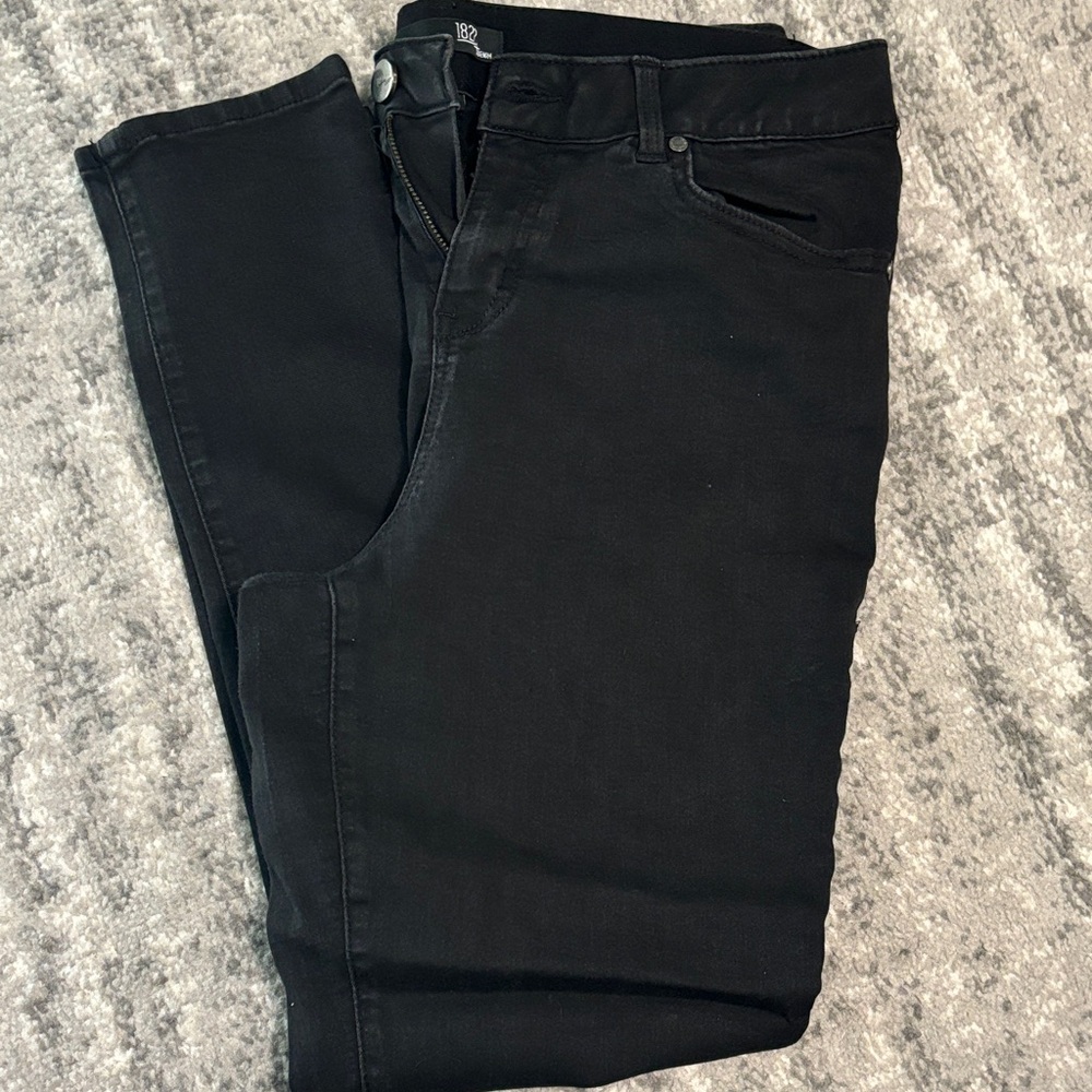1832 Black Jeans